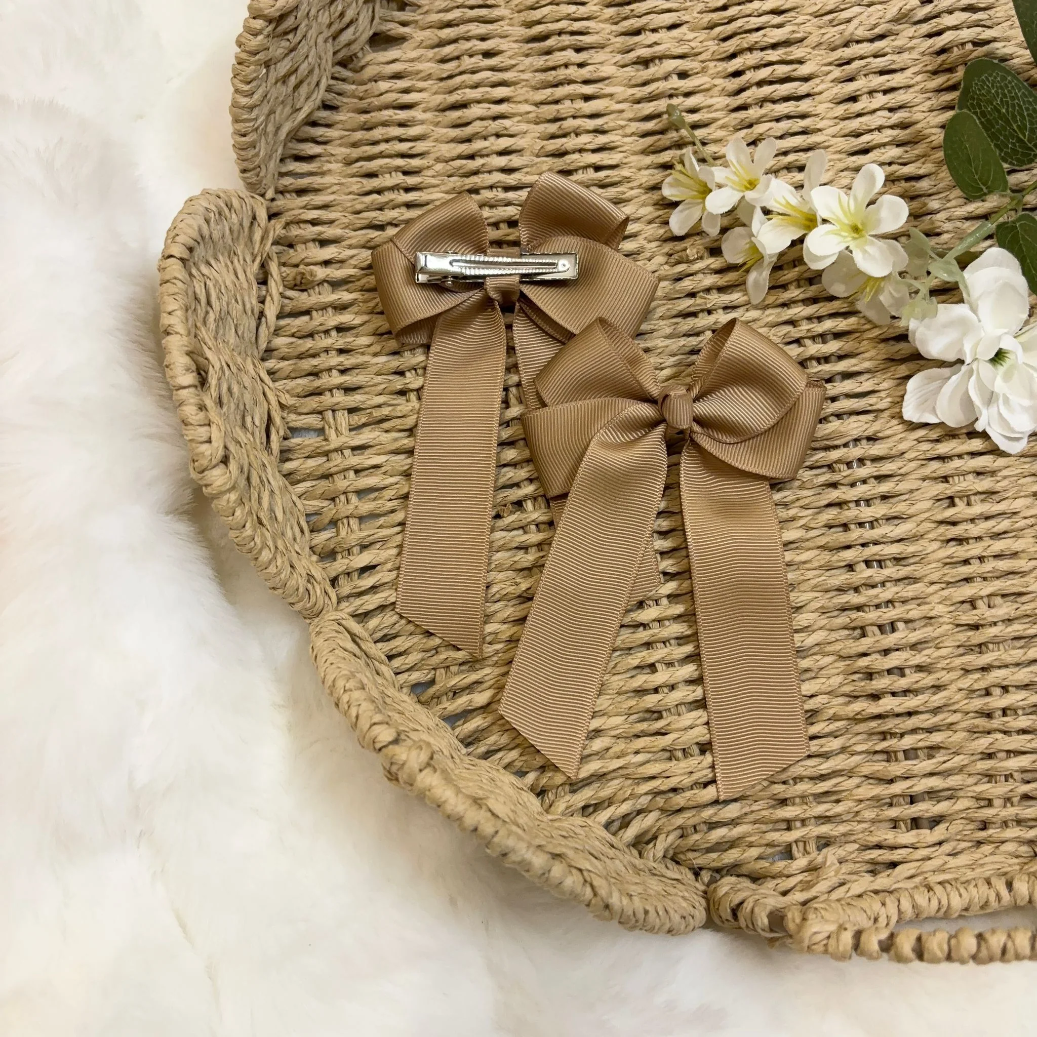 4’’ HAIR BOW - LATTE - Image 2