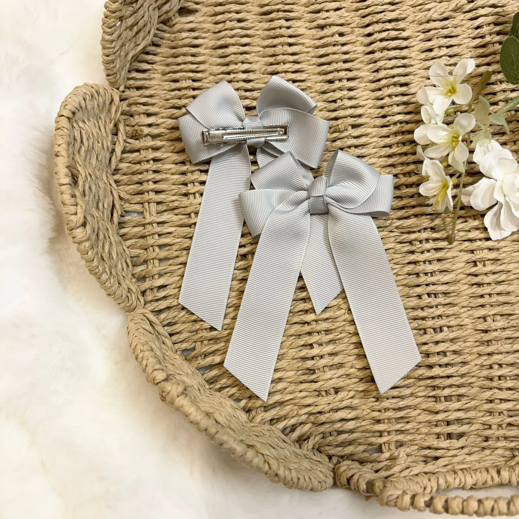 4’’ HAIR BOW - SHELL GREY - Image 2