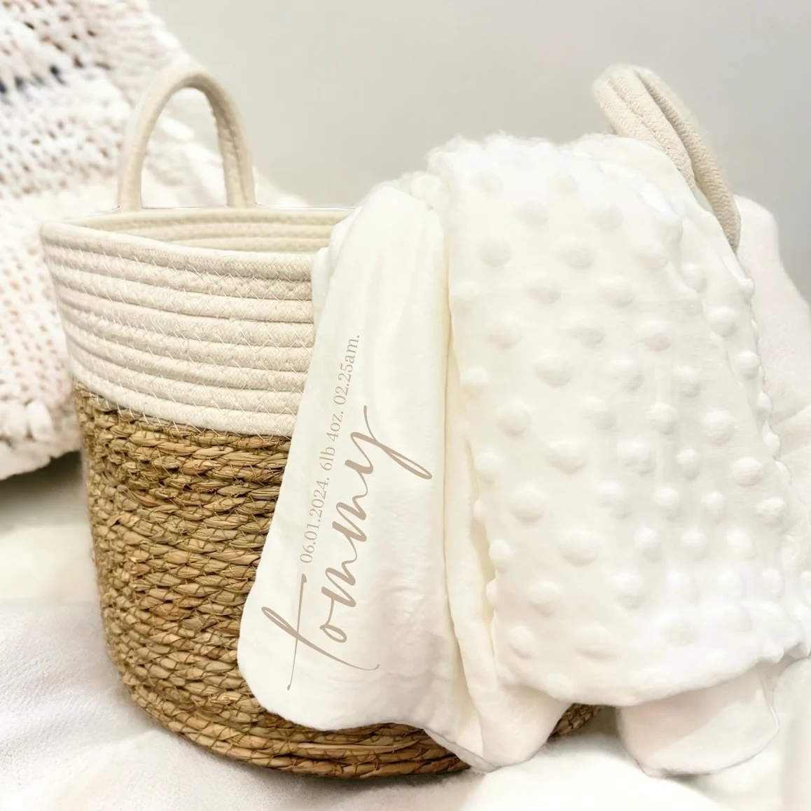 BUBBLE BABY BLANKET - WHITE - Image 3