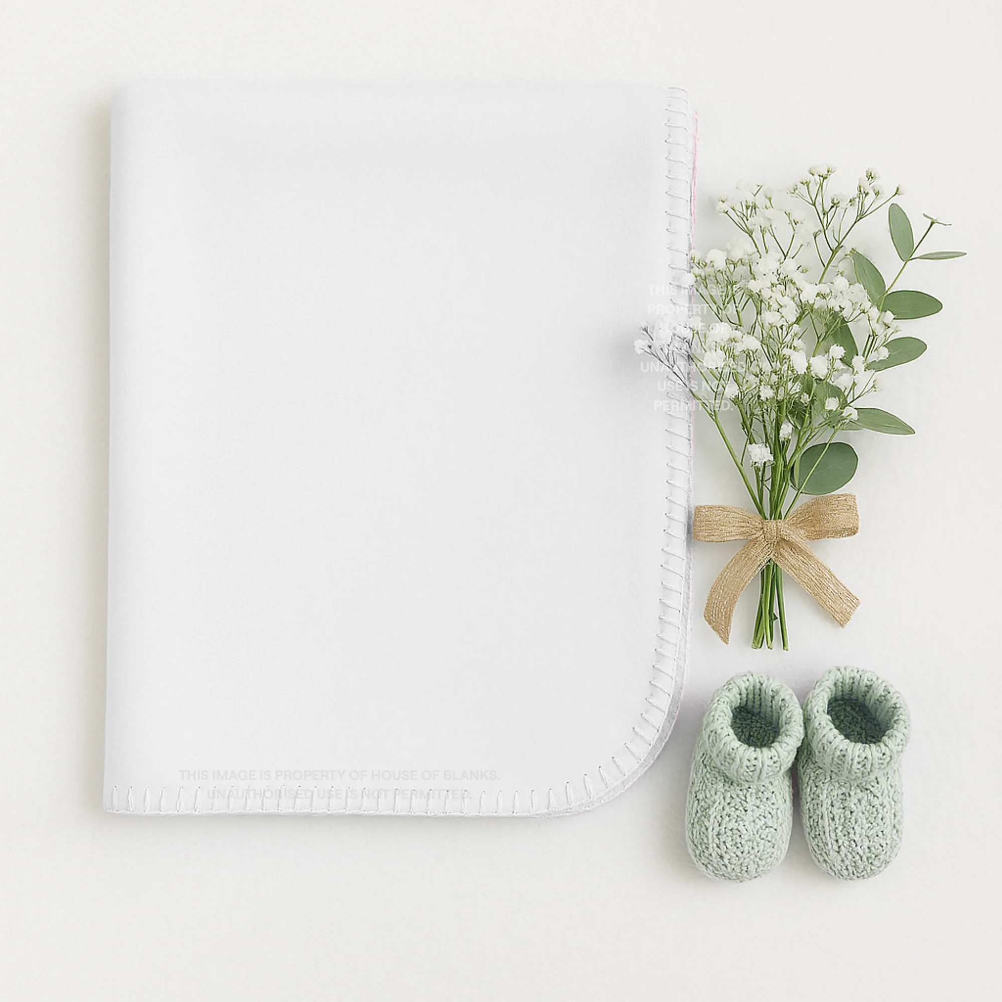 FLEECE BLANKET - WHITE